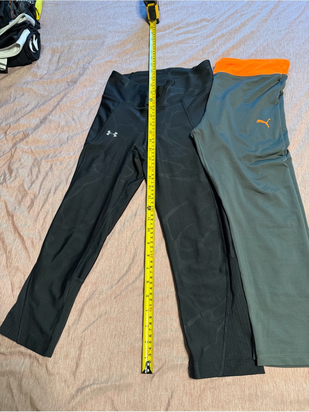 2 pr women’s capris Under Armour & puma Black grey  Athletic Leggings Small